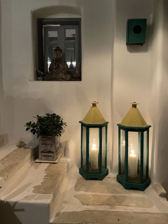 3-bed House 10 Mins Walk to the Beach in Naousa