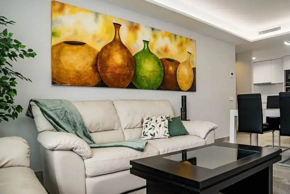 Inf4.2p - Modern City Apartment Near the Beach