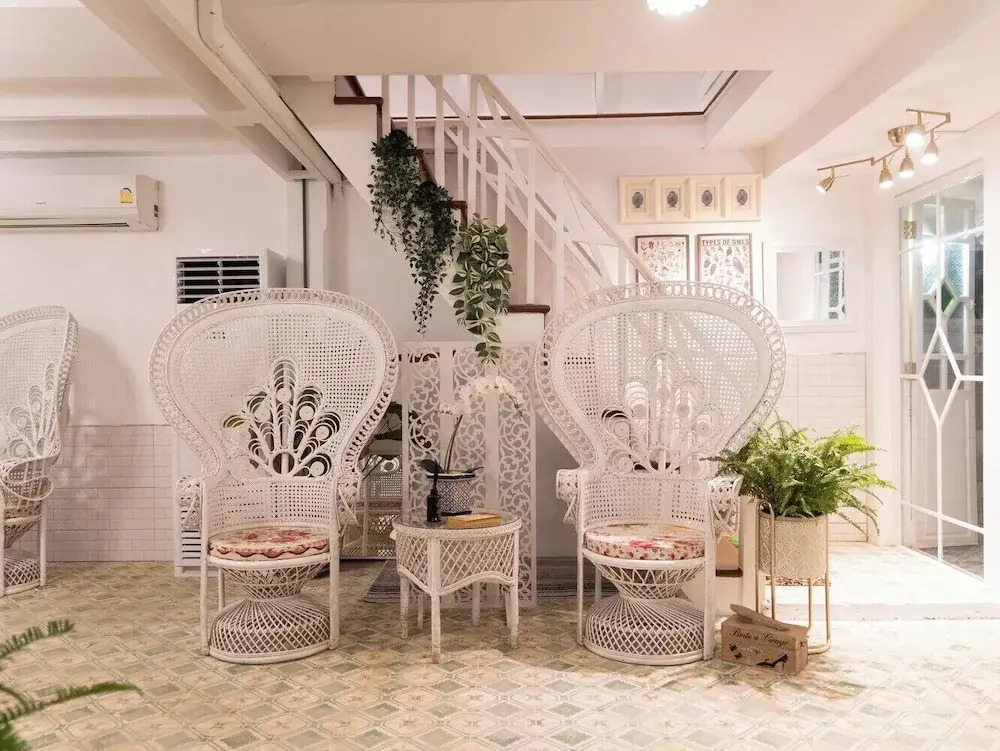 RoomQuest Baan Khun Phra The Iconic