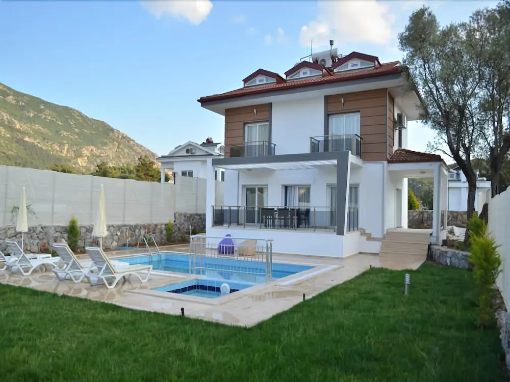New Age Villa Lilya Hisar