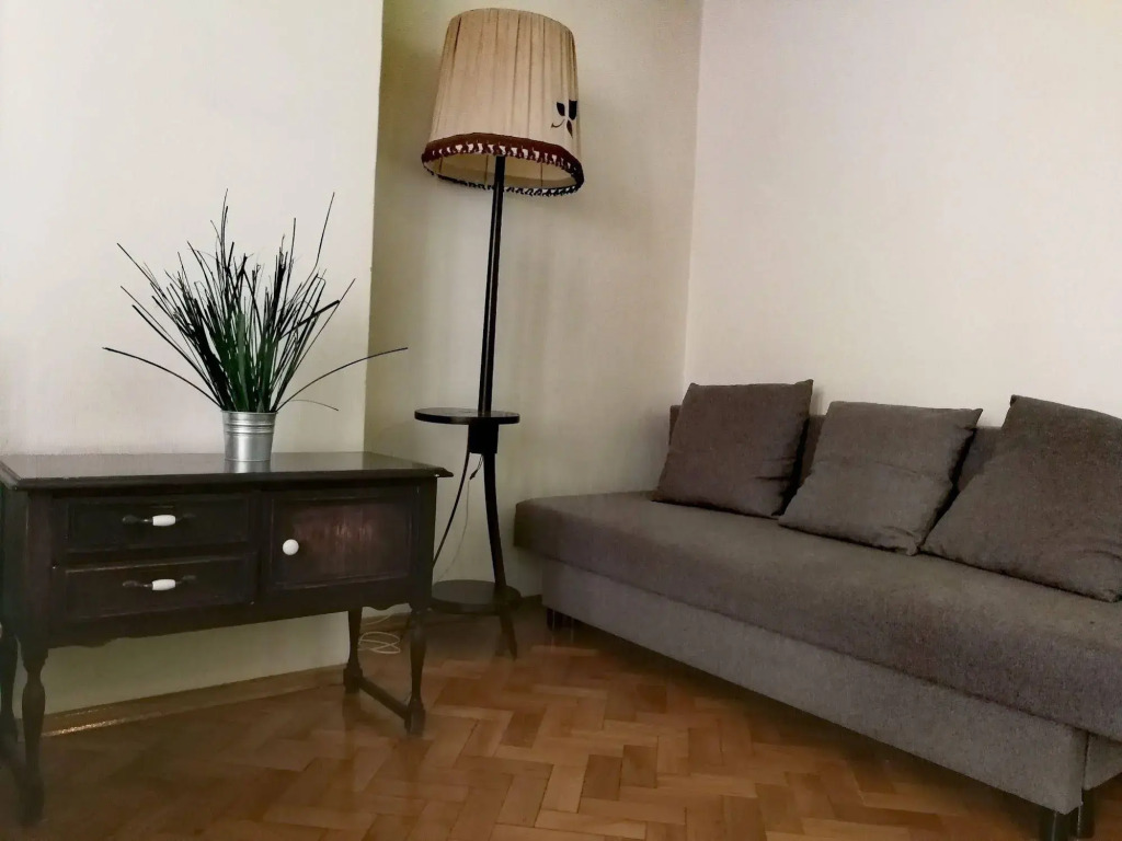 Hostel Helvetia - Private Rooms in City Center