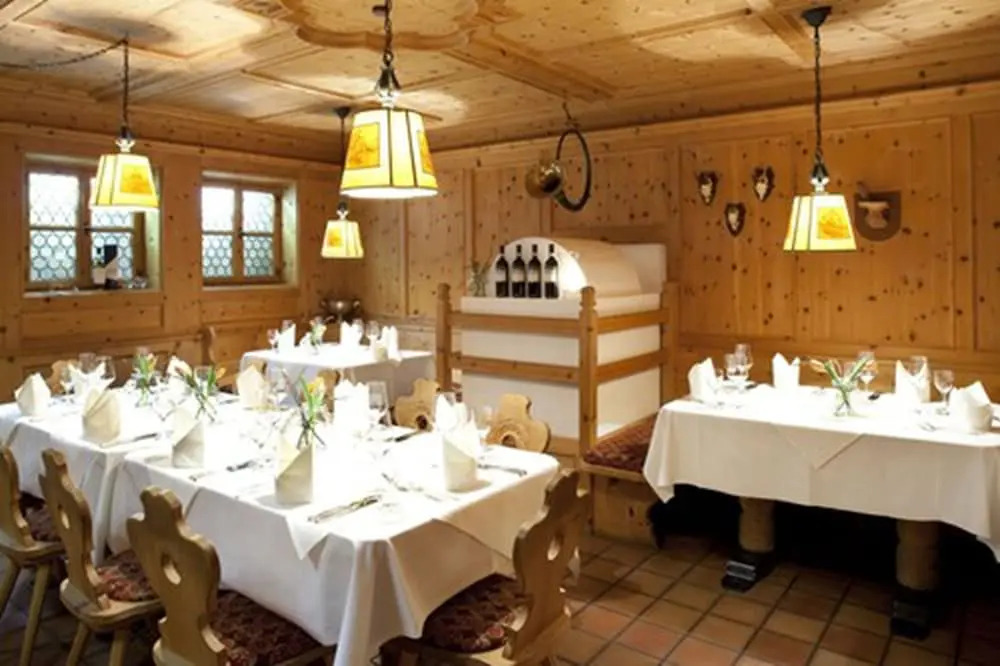 Leine Hotel