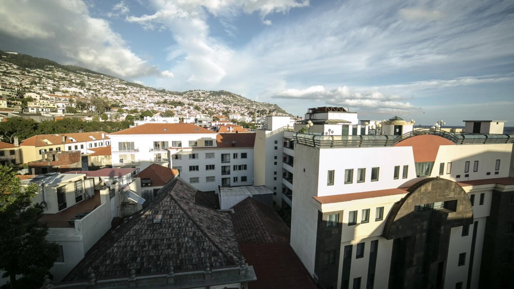 Hotel Sirius
