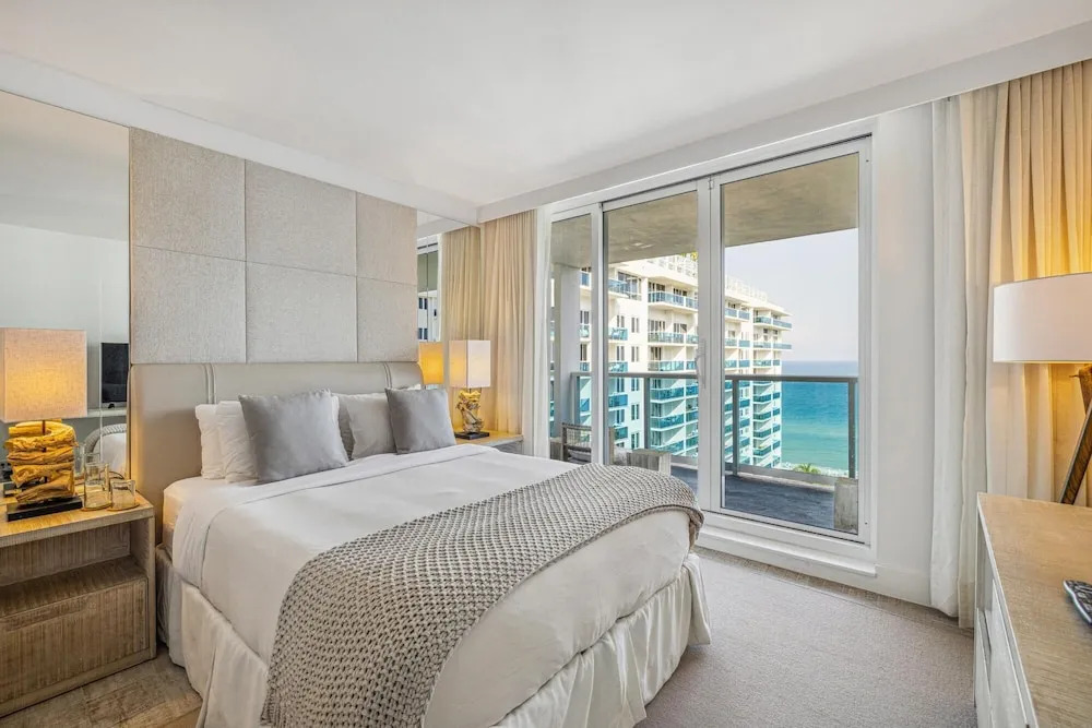 Turquoise Waters 3 3 Ocean Front Condo 1540