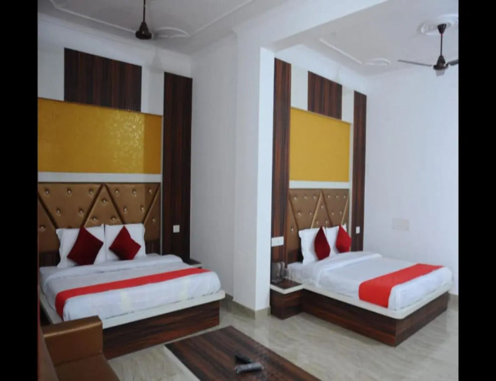 Hotel lords Paradise