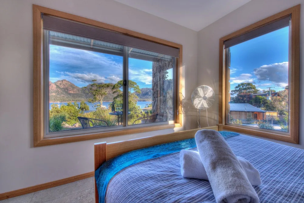 Freycinet Stone Studio 3 - Feldspar