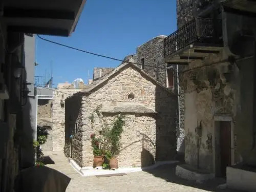 Traditional rooms-Hostel