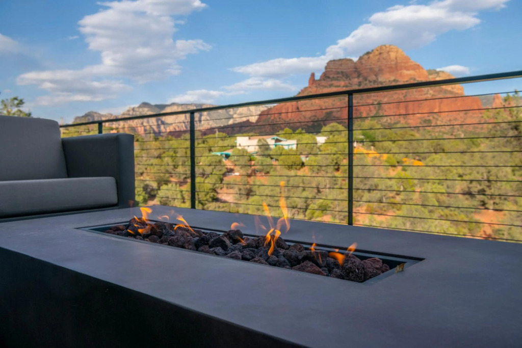 Sedona Red Rock Paradise Amazing Views and Hot Tub