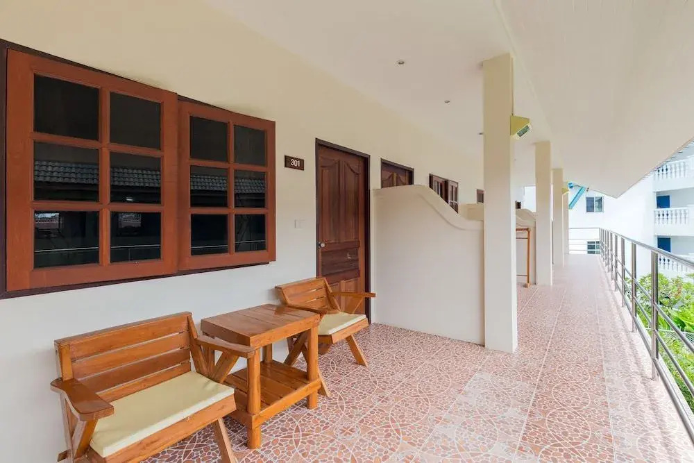 Batic House By Sharaya Hotel
