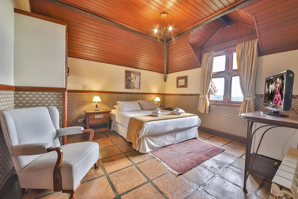 Esquilo Hotel