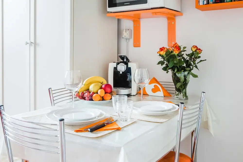 Florence Liona Apartments