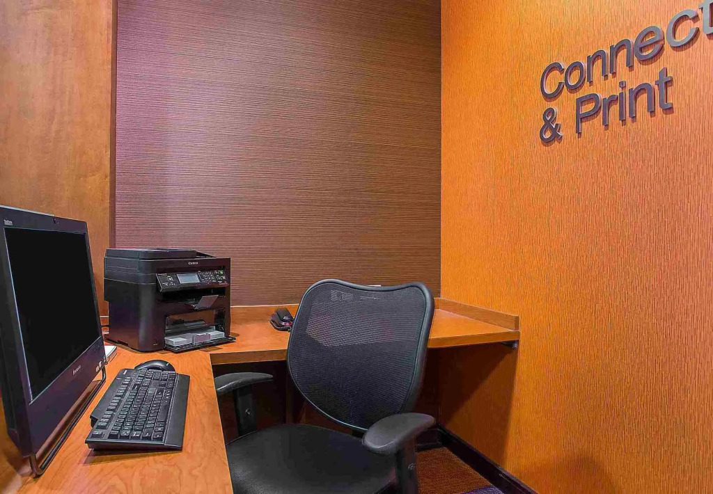 Fairfield Inn & Suites by Marriott Louisville East