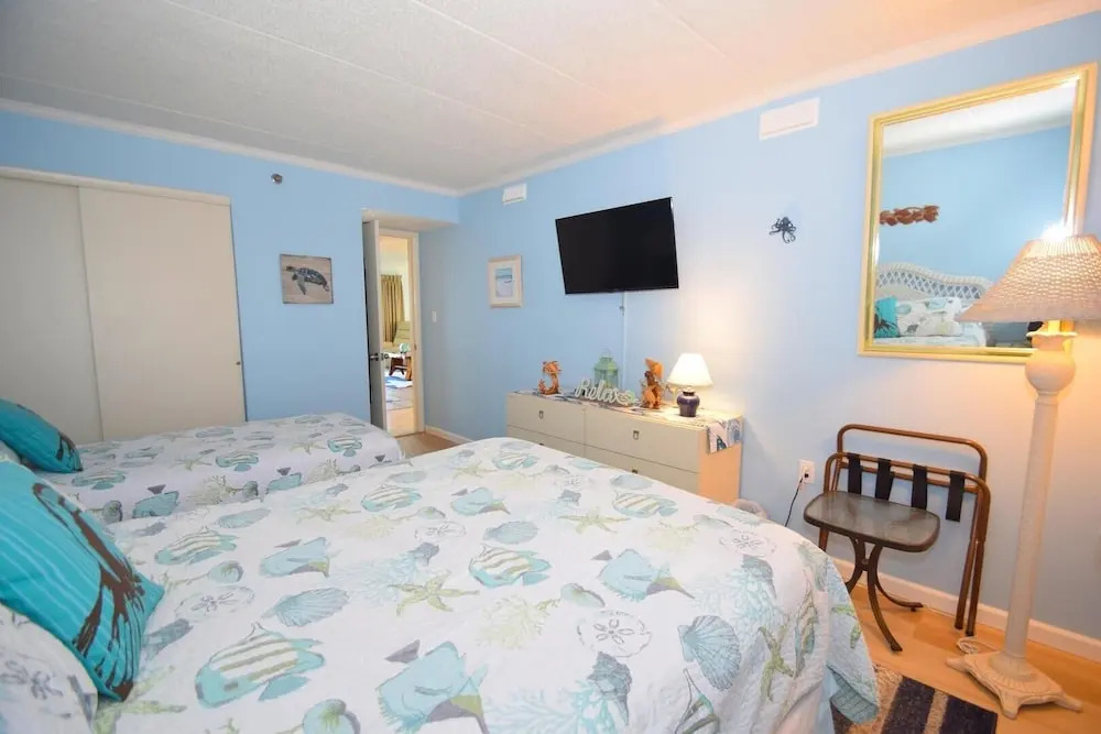 Marigot Beach 303 2 Bedroom Condo by RedAwning
