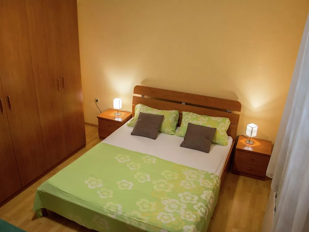Lovely Apartment in Biograd na Moru With Balcony