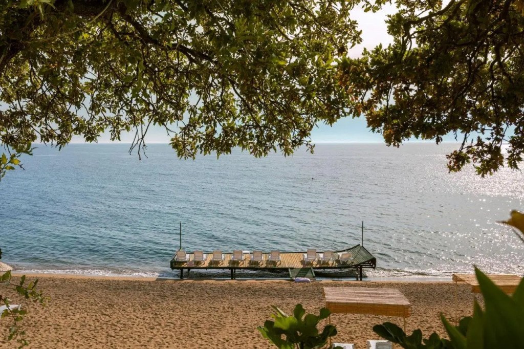 Troas Beach Hotel
