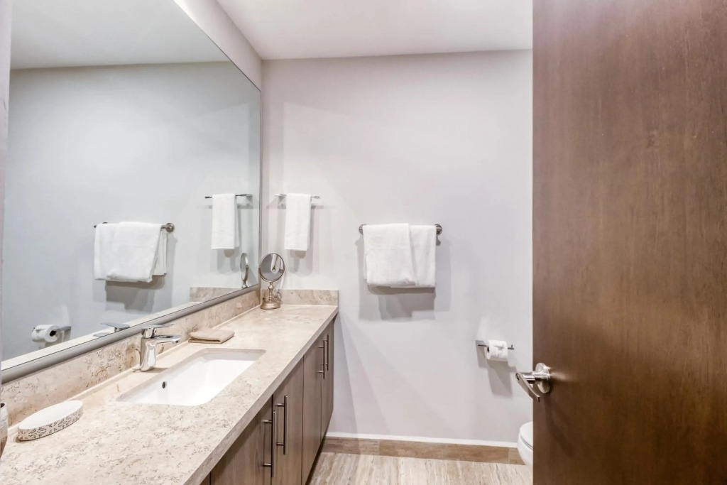 Sea Breezes Studio at Syrena 409