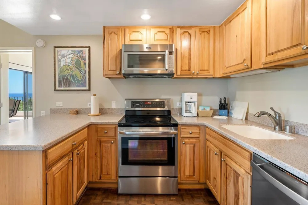 Big Island Royal Sea Cliff 705 by Coldwell Banker Island Vacations