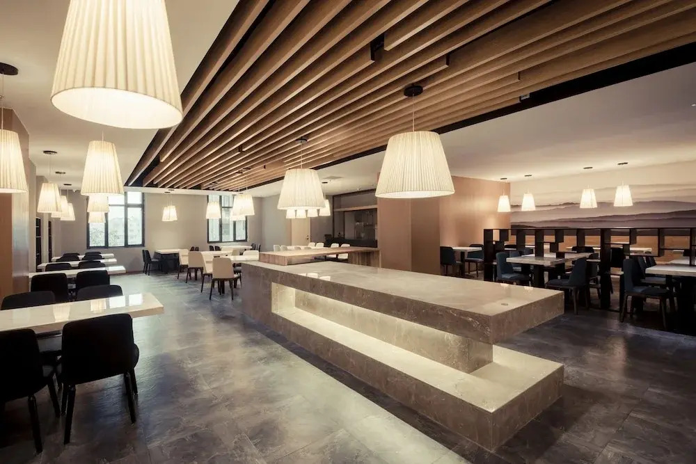 Qianna Qianxun Hotel
