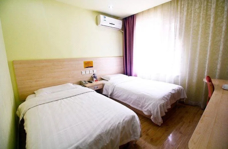 Run Jia Express Hotel
