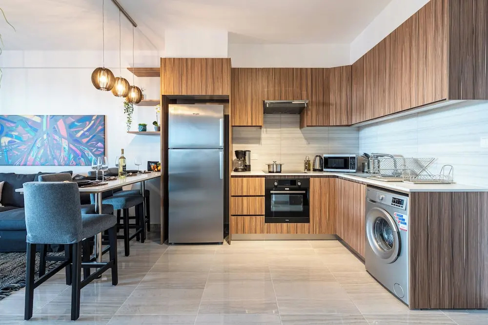 Sunflower 1-BR Apt. & Balcony in Larnaca