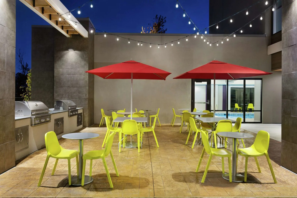 Home2 Suites By Hilton Portland Airport