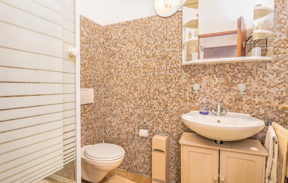 Nice apartment in Jurandvor w/ WiFi and 1 Bedrooms