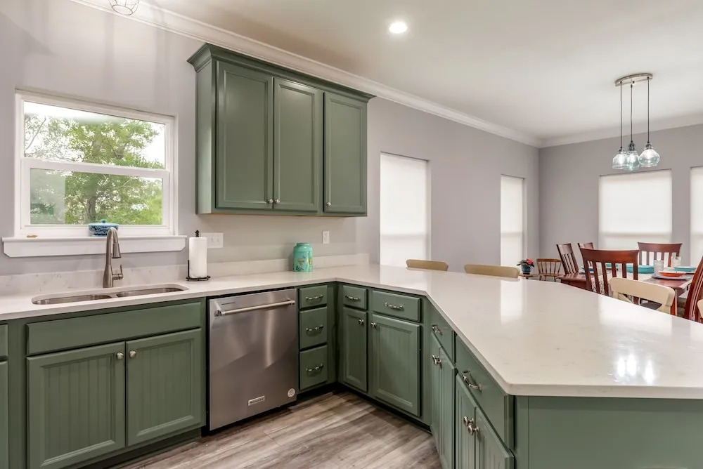 Blue Haven - 1414 Oleander 4 Bedroom Home by RedAwning