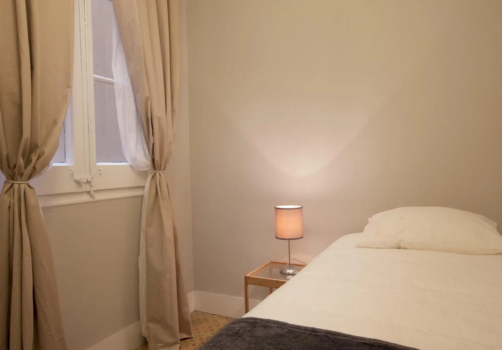 SOFIA 1 · Sofia's Balcony · Beautiful apartment to Enjoy the real Barcelona