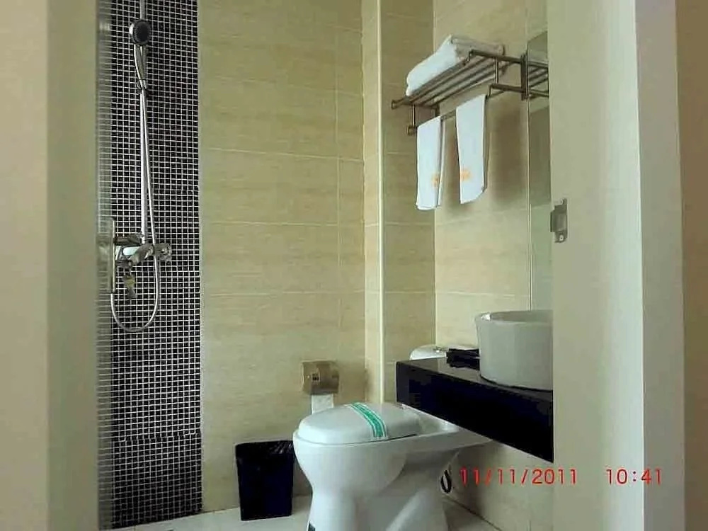 Xianning 2010 Youth Hotel