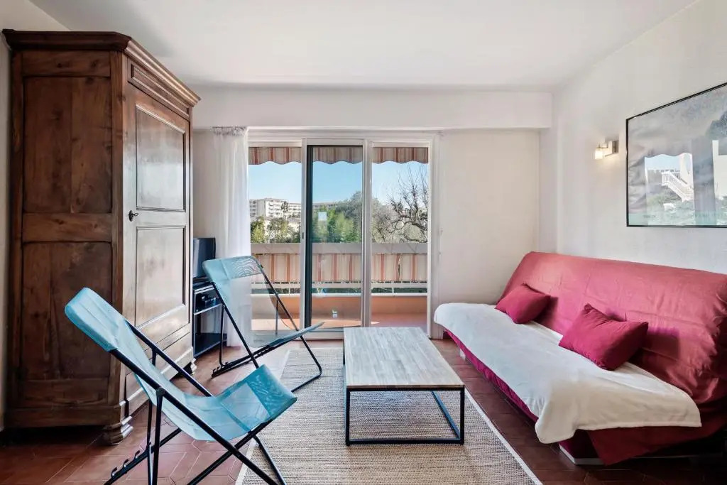 Les Jasmins Apartment