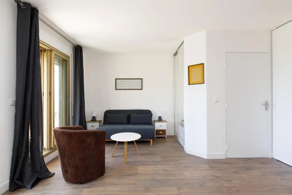 Spacieux studio à 2 pas de la mer