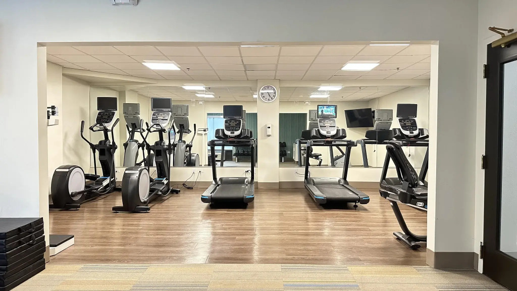 Holiday Inn Express & Suites - Prospect Heights by IHG