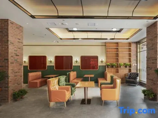 James Joyce Coffetel (Zhumadian Zhengyang Mingmen Wangxuan Branch)