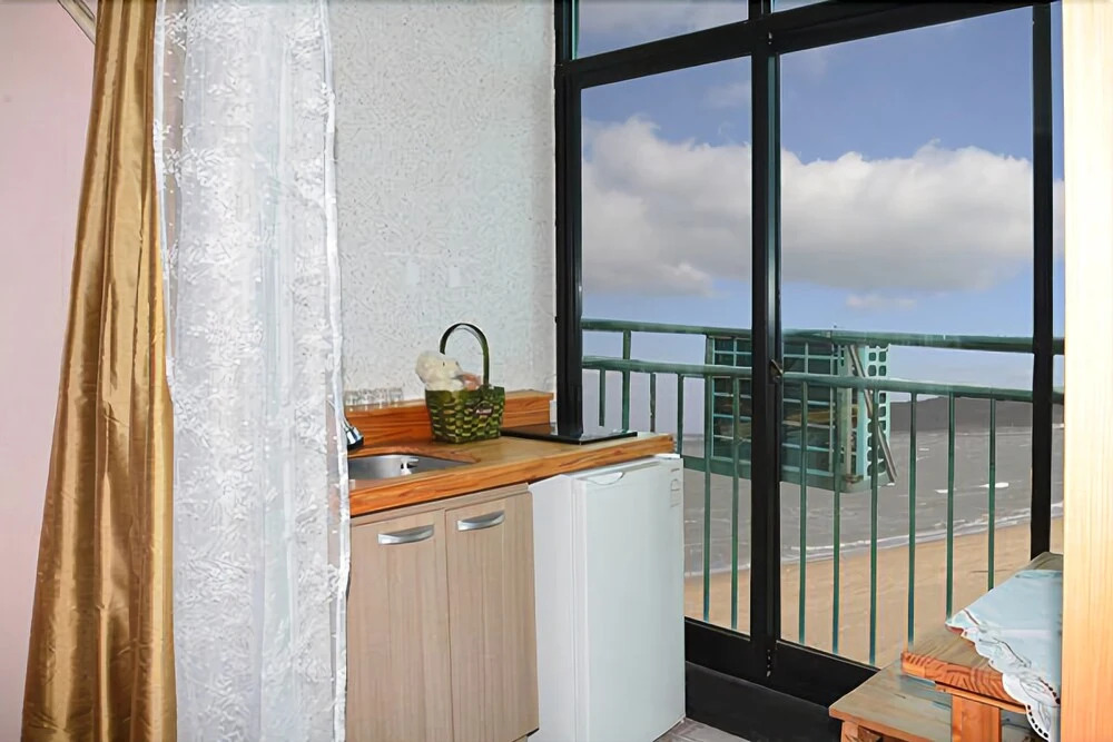 Yeongheung-do Lumiere Pension