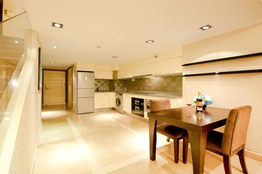 Yi Cheng International Apartment Hotel