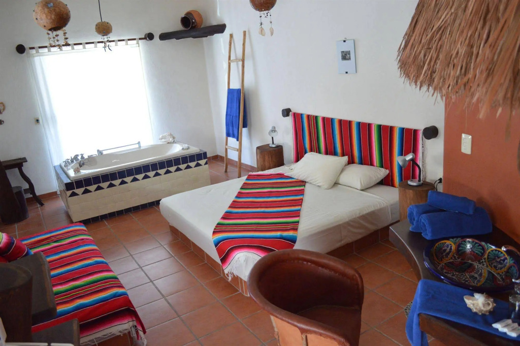 Lo Nuestro Petit Hotel
