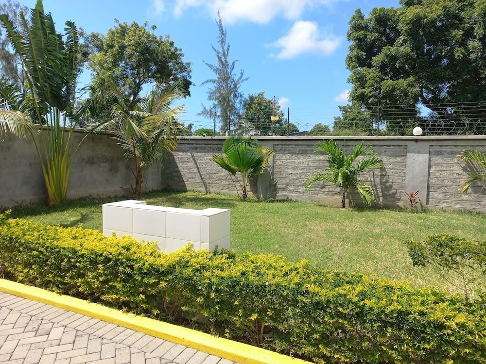 The Treat Hotel Mtwapa