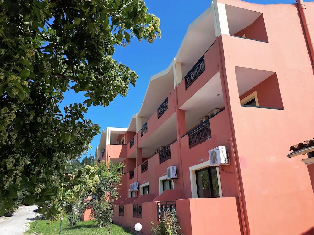 Polyxeni hotel