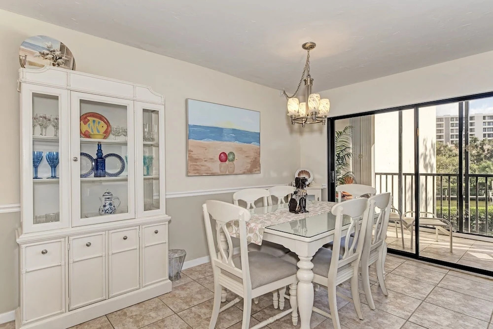 Midnight Cove Ii 521f - Updated Bayside Rental! 2 Bedroom Apts