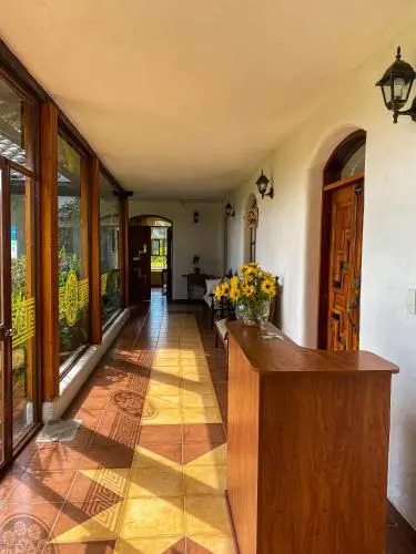 B&B Cotacachi Hosteria Oro Azul
