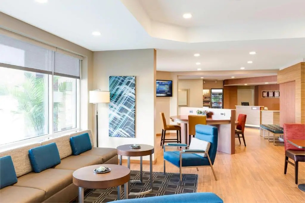 TownePlace Suites by Marriott Grand Rapids Airport Southeast