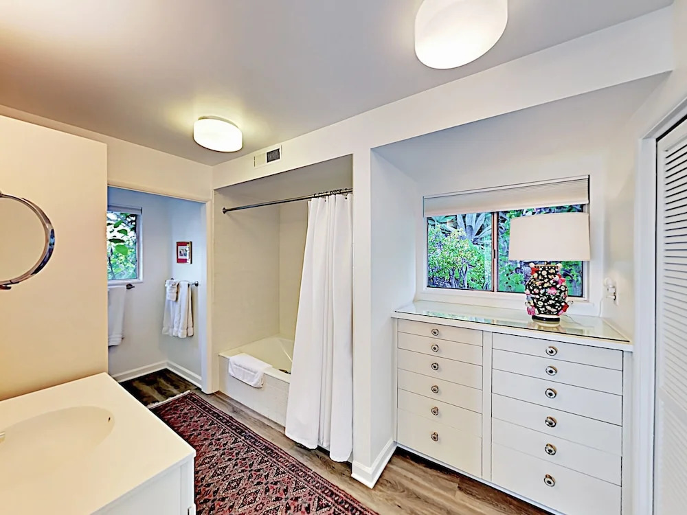 637 Sea Ranch Drive Home 3 Bedrooms 2.5 Bathrooms Home