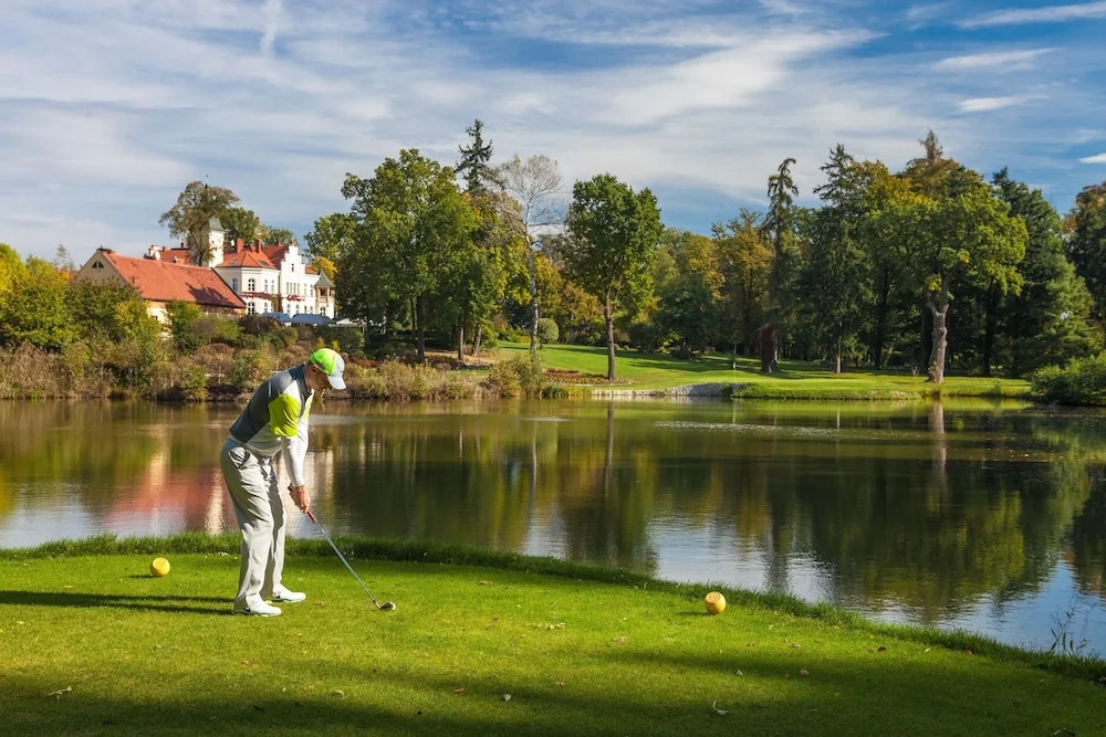 Pałac Brzeźno Spa & Golf