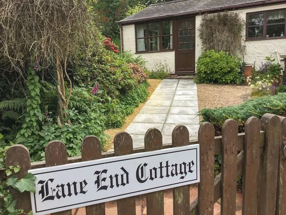 Lane End Cottage