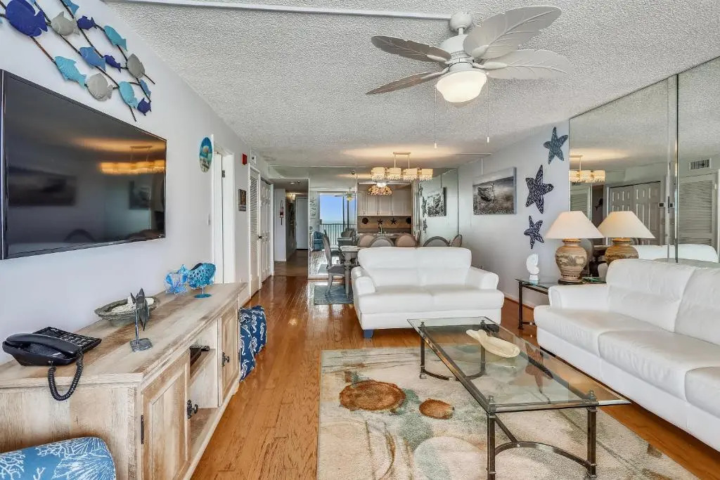 SandCastle 2703 Amazing beach front, Spacious, Updated!