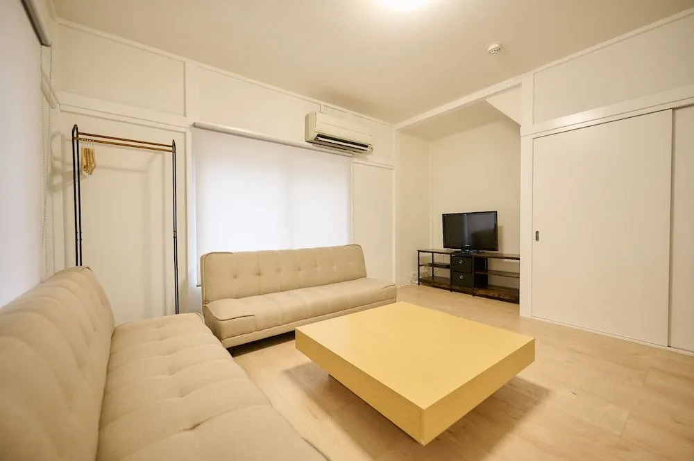 Minami-Shinagawa House by Tranova