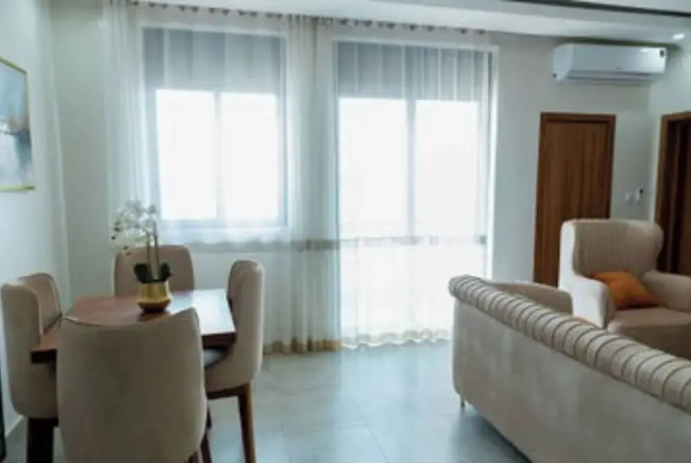 Tranquil Point Residence