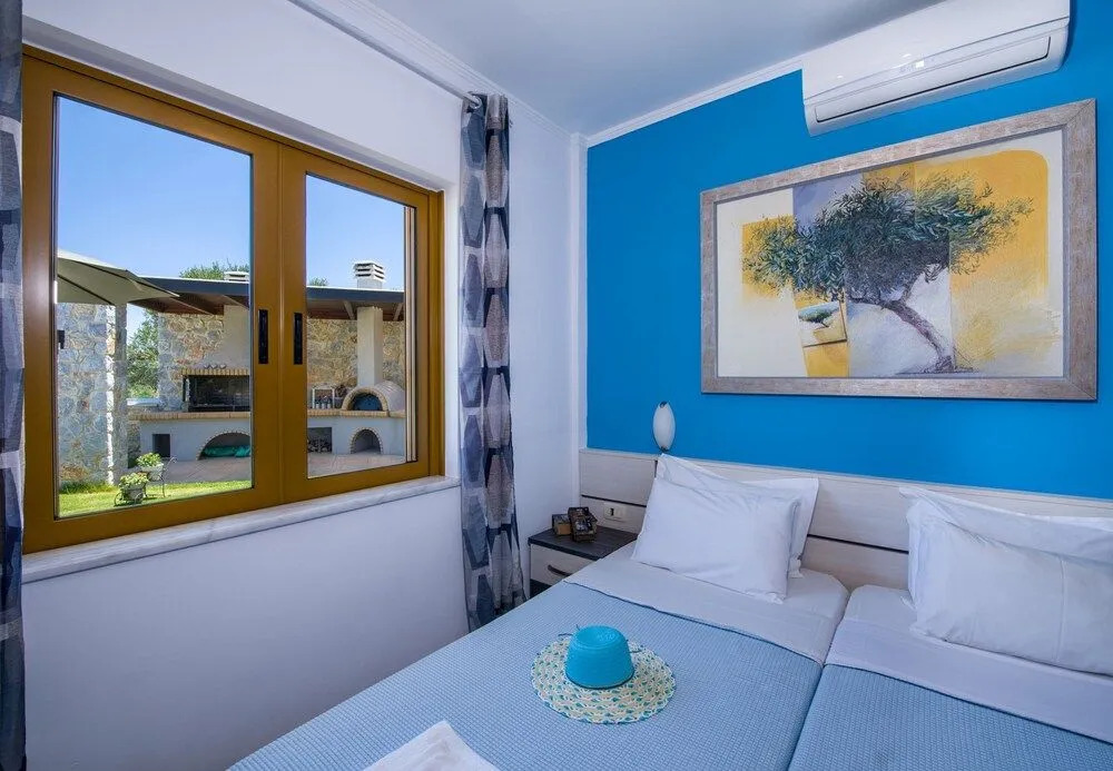 Villa Lady Dafni with private heated pool