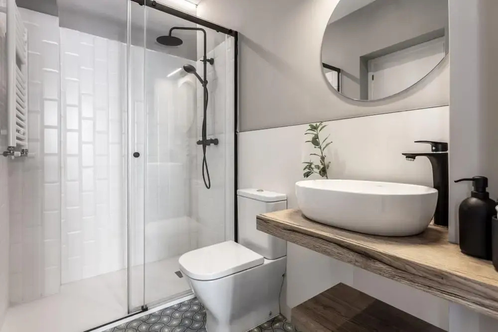 Ainsa - 4 Bedrooms in Malasa a