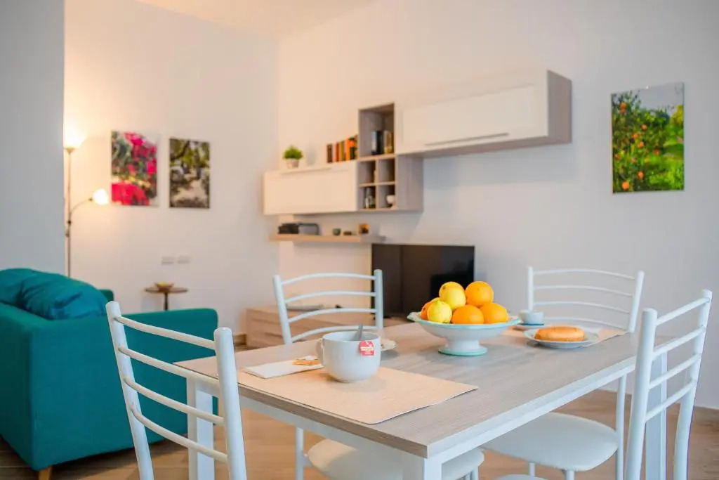 GuestHost - Archaeological Park Apartment